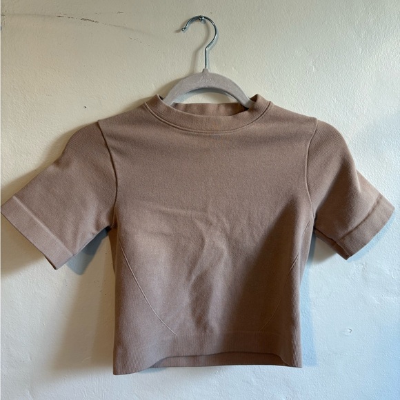 🤎 Everlane The Seamless Tee 🤎 - Picture 2 of 4